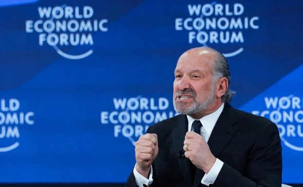 Министра торговли США Говарда Лютника освистали на ужине в Давосе сообщает FT со ссылкой на очевидцев Издание пишет что конфликт начался с агрессивных комментариев Лютника В ответ его освистали часть гостей ушла с ужина jkinvest news jkinvest