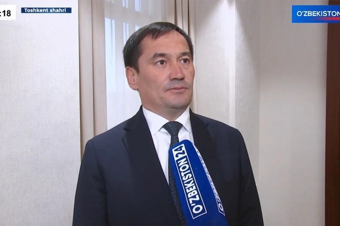 УТЙ Uzbekistan Airways и Uzbekistan Airports поручено снизить себестоимость услуг на 20 В начале года перед Узбекистон темир йуллари Uzbekistan Airways и Uzbekistan Airports была поставлена задача снизить себестоимость своих услуг на 20 сообщил министр транспорта Илхом Махкамов Поручение должно быть выполнено до конца года Минтранс в течение недели примет отдельное постановление касающееся задач на 2026 год по оптимизации расходов и снижению себестоимости услуг Узбекистон темир йуллари Uzbekistan Airways и Uzbekistan Airports Поручено продолжить трансформацию специальных крупных транспортных компаний получить кредитные рейтинги большой тройки Moody s Fitch Ratings и Standard Poor s прим Spot провести аудит прямых закупок Для выполнения задач будет разработан план мероприятий по их беспрекословному выполнению отметил глава Минтранса За год внутренние пассажирские авиаперевозки подорожали на 57 3 По росту цен авиабилеты уступают лишь водительским курсам 73 3 и моркови 57 5   www spot uz ru 2025 10 29 transport utilities На фото Илхом Махкамов Telegram Instagram YouTube