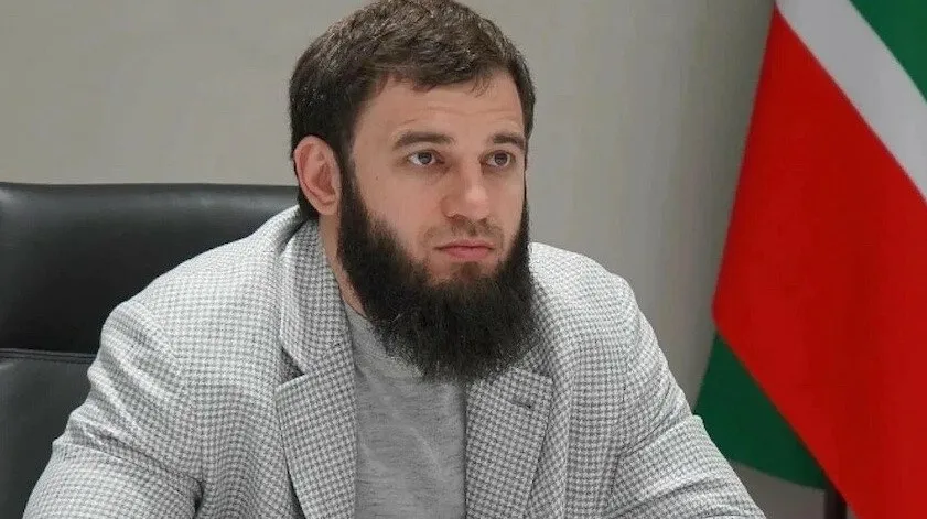 Племянник Кадырова получил гражданство Сербии Премьер министр Сербии Джуро Мацут подписал указ о предоставлении гражданства Якубу Закриеву племяннику Рамзана Кадырова и экс министру сельского хозяйства Чечни передает ArbatMedia   Прислать новость