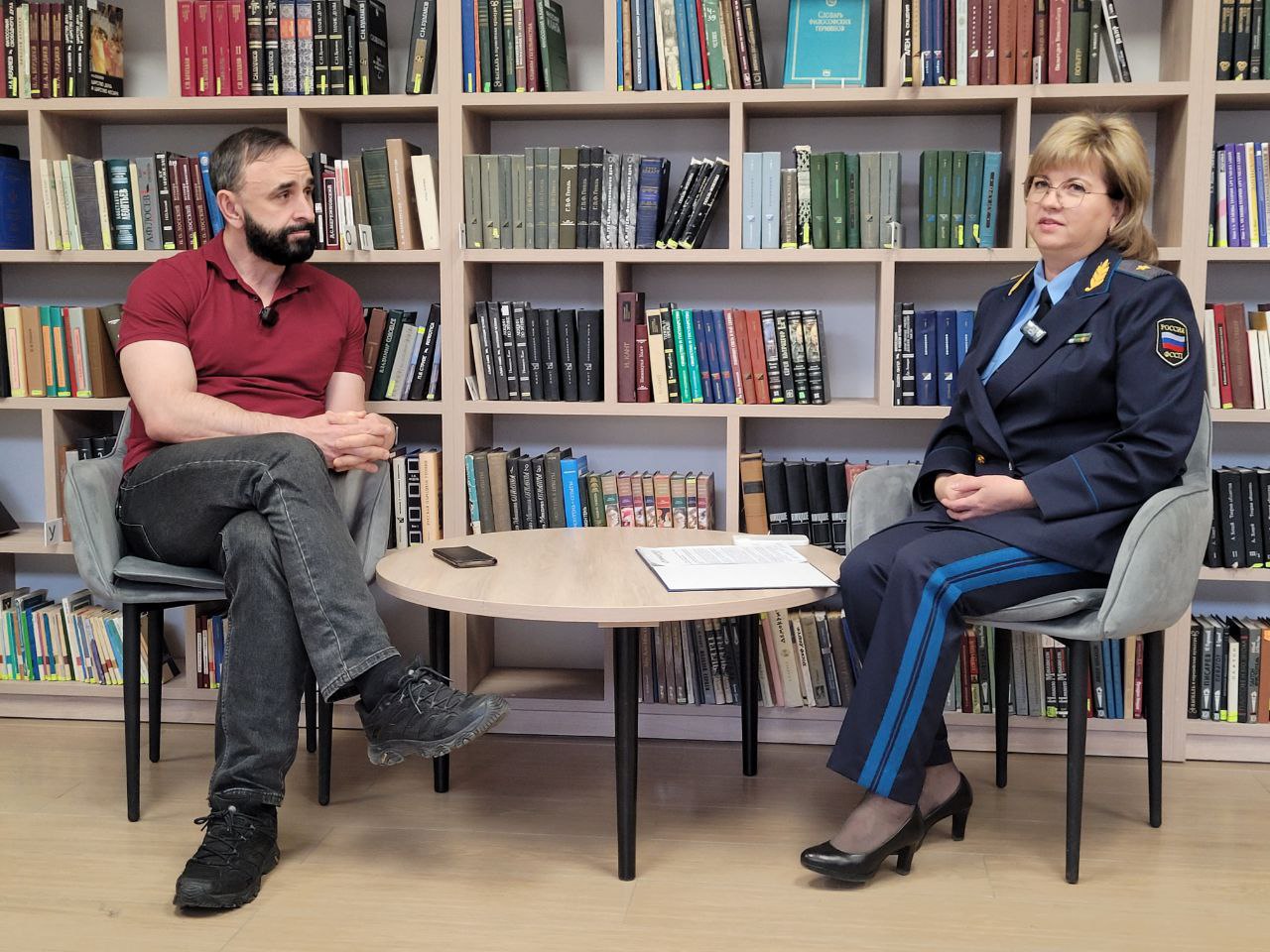 Сегодня в гостях у Большой редакции главный судебный пристав Челябинской области Юлия Третьякова По ее словам с каждым годом растет число исполнительных документов На первом месте по количеству долги по кредитам на втором долги за ЖКХ и ТЭК Замыкают тройку штрафы ГИБДД