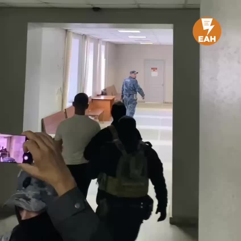 Волгоградский областной суд подтвердил приговор матери за истязание сына
