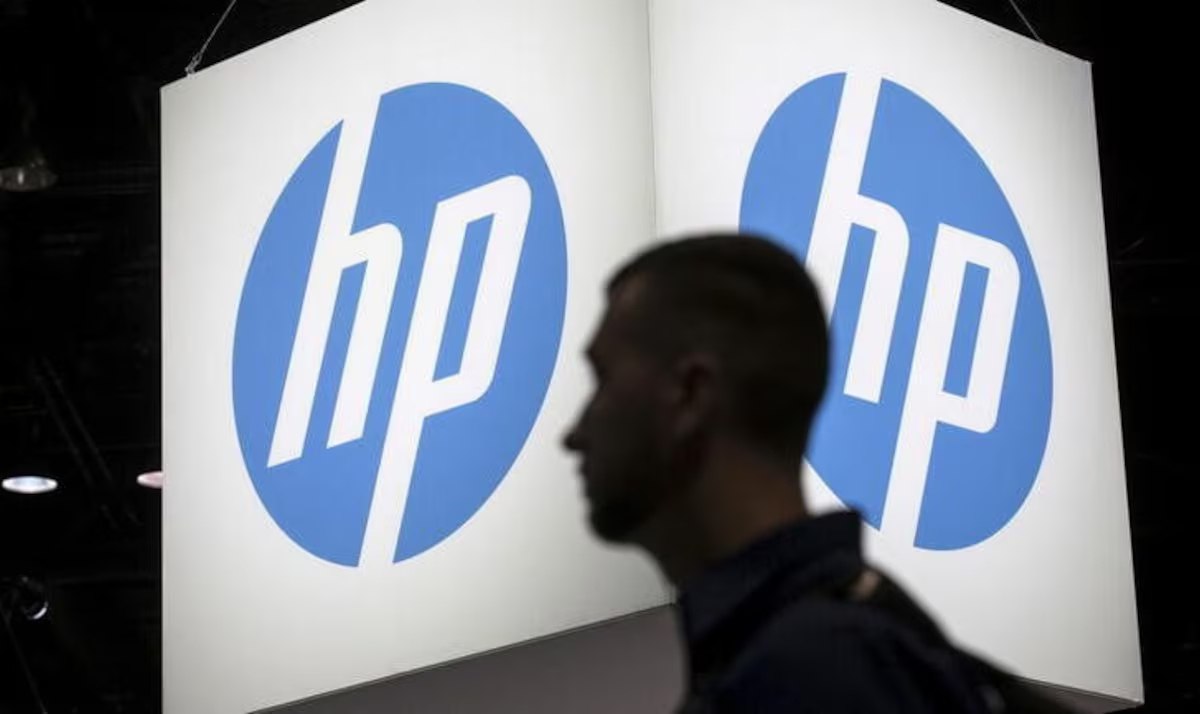 HP сообщила о планах сократить от 4000 до 6000 рабочих мест к 2028 году Компания хочет оптимизировать процессы за счёт внедрения ИИ чтобы за три года сэкономить до 1 млрд Деньги нужны чтобы покрыть рост расходов на комплектующие в частности на микросхемы памяти которые дорожают из за роста спроса на вычислительные мощности для дата центров vc ru hr 2617269