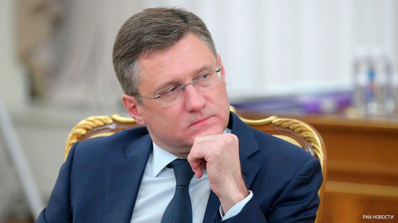 Рост российского ВВП в 2026 году составит 1 1 3 а инфляция замедлится до 4 4 5 заявил вице премьер Александр Новак в Совете Федерации Объем промышленного производства по прогнозу увеличится на 2 3 По итогам 2025 года ВВП вырос на 1 Замедление экономики было призвано снизить инфляцию и эту задачу удалось решить к концу года показатель без учета сезонного фактора был ниже таргета ЦБ 4 Реальные зарплаты по предварительным данным в 2025 году выросли на 4 5 Чтобы не пропустить важнейшие новости Telegram MAX