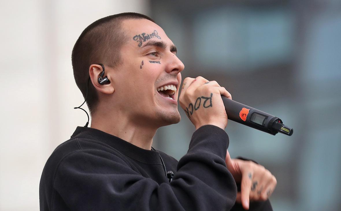 На рэпера Face завели уголовное дело за нарушение иноагентского законодательства В Кировский районный суд Уфы поступило уголовное дело против Ивана Дремина Face об уклонении от исполнения обязанностей иностранного агента обратила внимание Медиазона Минюст признал Дремина иноагентом в апреле 2022 года Рэпер назвал это решение честью и показателем что все делает правильно В июле карточку уголовного дела против Face обнаружили в базе МВД Через неделю она пропала из картотеки розыска Фото ТАСС