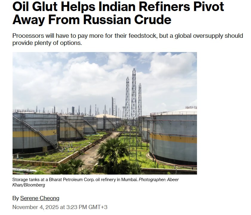 Избыток нефти помогает индийским НПЗ отказаться от российской нефти Bloomberg За последнюю неделю четыре индийских НПЗ на долю которых приходилось более половины импорта российской нефти в Индию заявили что прекратят все закупки из за ограничений введённых США и Европейским союзом smartlab news i 168836 ROSN