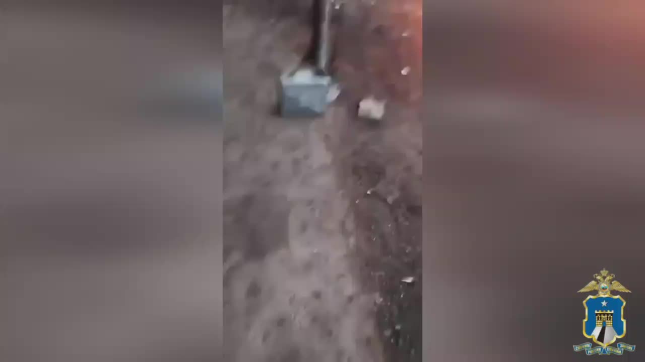 В Ставрополье отчим сжег вещи падчерицы после конфликта