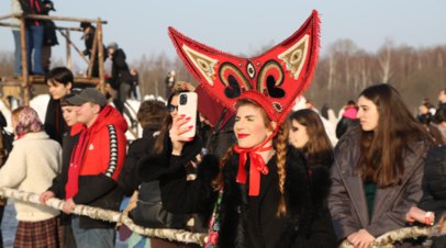 В Челябинске пройдут гуляния по случаю Масленицы   В Челябинске начали подготовку к широкой Масленице. На разных городских площадках пройдут народные гуляния, концертные программы, мастер-классы.  Читать далее