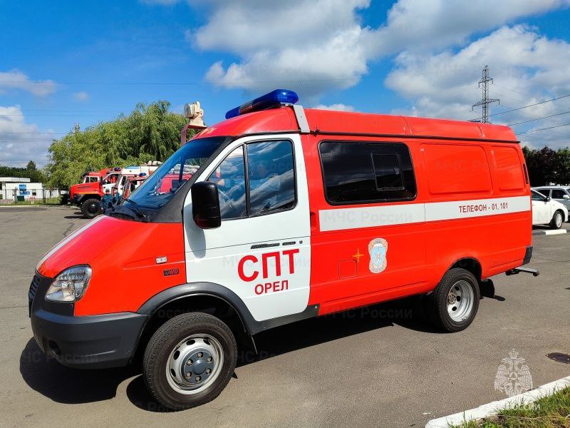 Сегодня после обеда в Заводском районе Орла пройдут плановые пожарные учения В этот раз местом проведения учений ГУ МЧС России по Орловской области выбрало трамвайно-троллейбусное депо Орла на улице Карачевской. С целью отработки алгоритма действий сотрудников предприятия и пожарных будут изучены пути подъезда к объекту, проверены источники водоснабжения, отработаны действия по вызову экстренных служб, тушению условного пожара и спасению людей. Просьба жителей областного центра, а особенно Заводского района Орла сохранять спокойствие! Это плановое пожарно-тактическое учение. Начало в 14.30 Безопасность начинает с тебя!
