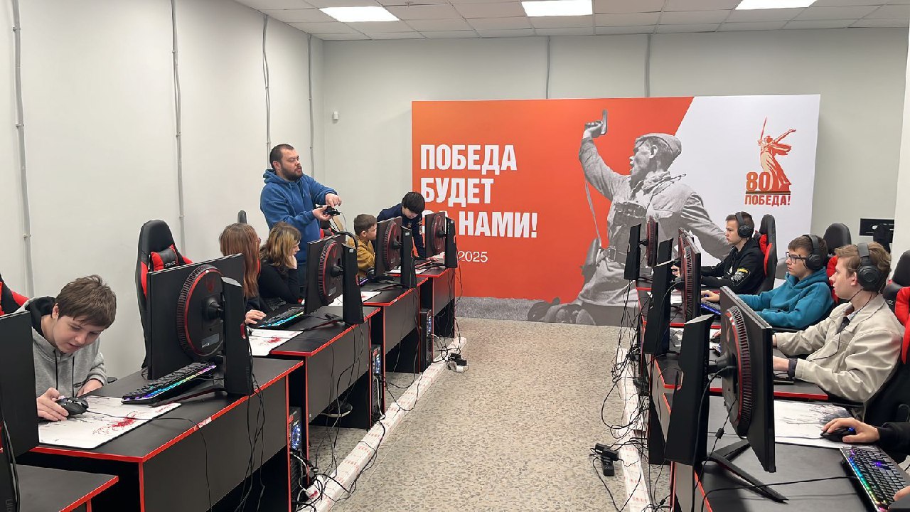 11 мая на базе ФОК "Динамо" состоялся 4 этап Краевого фестиваля по интеллектуальным видам спорта для семей участников СВО компьютерный спорт . Дисциплина: трехмерный тактический бой, Контр-Страйк 2 Counter-Strike 2 . В соревнованиях приняли участие 19 спортсменов из г. Краснодара, Геленджика и Республики Адыгея. Результаты: Полянский Михаил г. Краснодар Плужников Марк г. Краснодар Димитренко Марк г. Краснодар