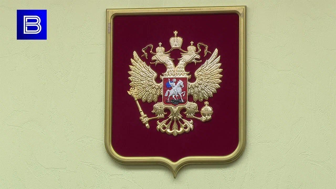 От Мурманска до Якутии: в России "накрыли" сеть массажных салонов-борделей По информации Главного следственного управления СКР по Красноярскому краю и Республике Хакасия, в зависимости от роли и степени участия каждого их обвиняют в создании и участии в преступном сообществе, организации и вовлечении в занятие проституцией, совершенные организованной группой ч. 1, 2 ст. 210, ч. 1 ст. 241, ч. 3 ст. 240 УК РФ . Материалы дела направили в прокуратуру для утверждения обвинительного заключения и последующего направления в суд для рассмотрения по существу. Уголовное дело в отношении 11 женщин, обвиняемых в организации занятия проституцией, рассматривается в суде. Подпишись — Вести Мурман