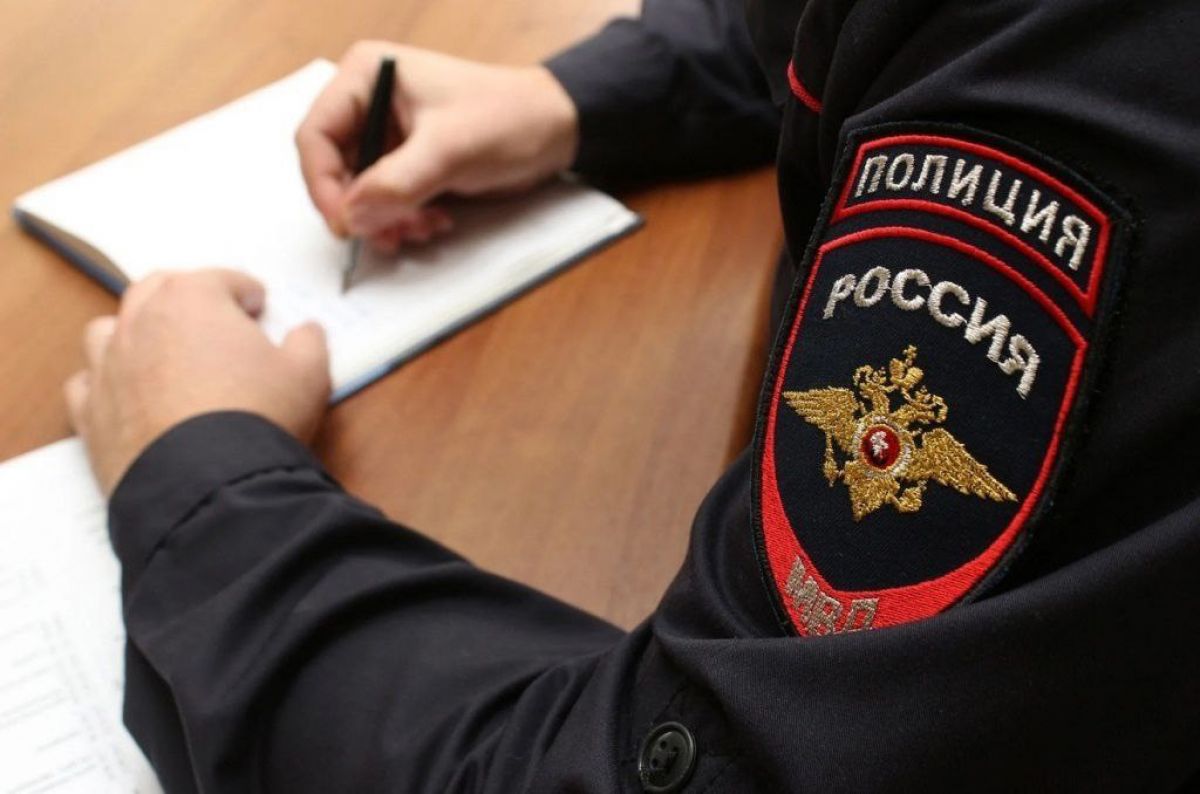 В Рязани на иностранца возбудили уголовное дело за поддельный вид на жительство ryazannews ru fn 1718146 html В Рязани полицейские привлекли к уголовной ответственности иностранца который использовал поддельный вид на жительство Прислать новость Подписаться