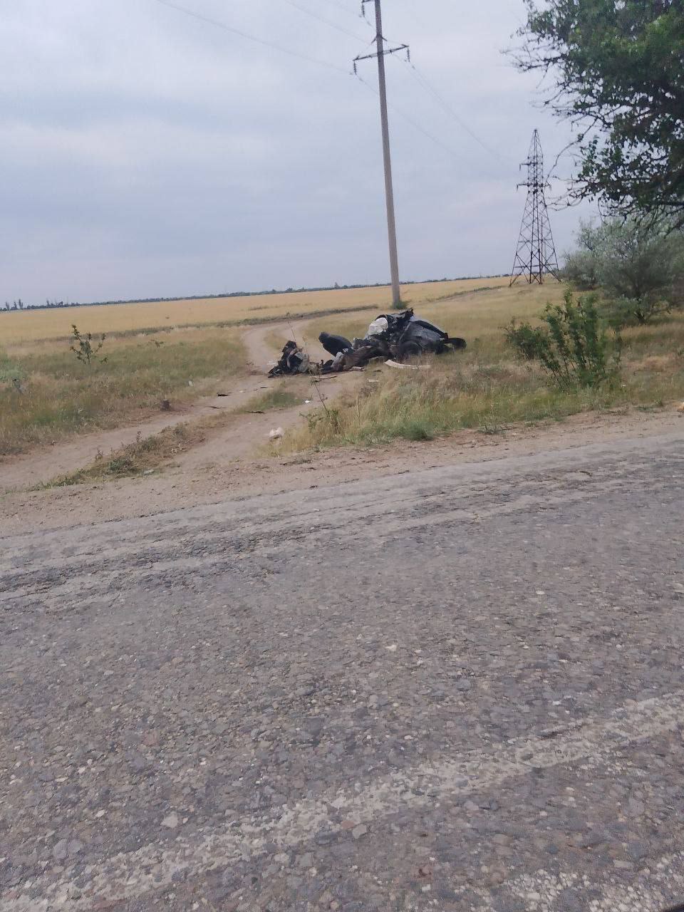 В Джанкойском районе водитель легковушки влетел в дерево. По информации из соцсетей, авария произошла в селе Мирновка этой ночью. Автомобилист превысил скорость, выехал за дорогу и врезался в препятствие. Об этом рассказали в Госавтоинспекции республики. Мужчина получил травмы разной степени тяжести. Его доставили в больницу. Крымский мост Новости Крыма