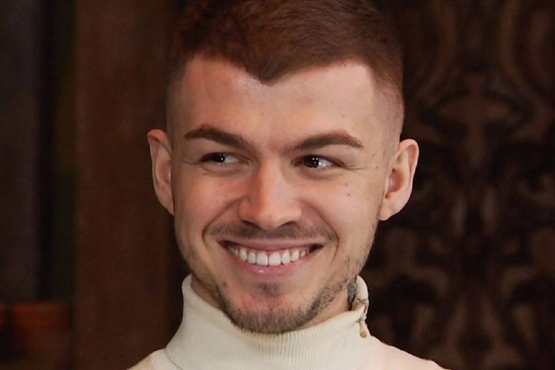 Домработница украла у экстрасенса Влада Череватого 12 млн рублей Почти каждый день она забирала у звезды Битвы экстрасенсов 50 тысяч рублей По ее словам тайник ей подсказали родственники самого экстрасенса якобы именно они попросили ее воровать veraafanasyeva