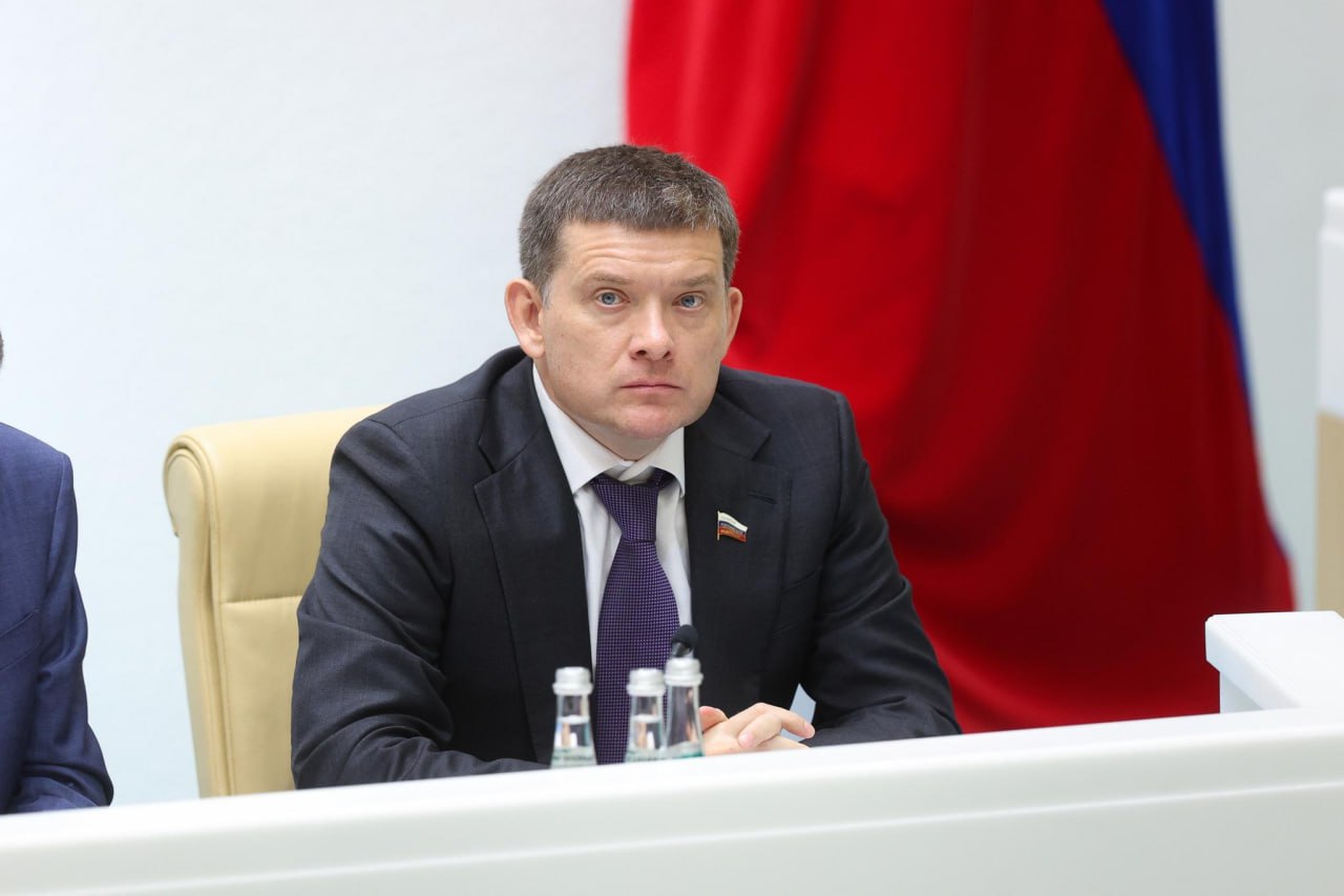 В ходе 598 заседания Совета Федерации сенатор от Костромской области Николай Журавлёв единогласно переизбран на пост заместителя Председателя верхней палаты парламента 15 октября полномочия сенатора были переутверждены постановлением губернатора Костромской области Сергея Ситникова Совет Федерации в Max Все фото Парламентский фотоархив