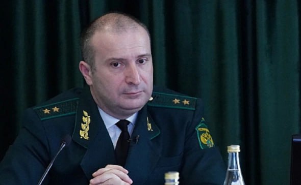 Роман Болотов назначен советником главы Росприроднадзора  Руководитель Южно-Уральского управления Росприроднадзора Роман Болотов перешел на работу в центральный аппарат ведомства. Роман Болотов сообщил РБК Уфа, что назначен советником главы Росприроднадзора Светланы Радионовой.  Главой межрегионального управления стал Василий Муленков, ранее он занимал пост заместителя руководителя — начальника отдела государственного экологического надзора по Башкирии.    РБК-Уфа