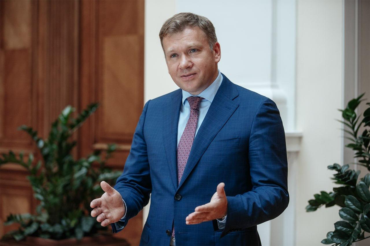 Гендиректором Агентства по страхованию вкладов АСВ назначен Александр Жданов Он сменил на этой должности Андрея Мельникова задержанного в октябре по делу о мошенничестве Жданов с 2000 года работал на различных должностях в Банке России с июня 2017 года возглавлял в нем департамент финансового оздоровления Банк России Telegram Max