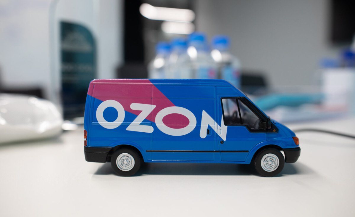«Ozon Банк» начал тестировать физические точки продаж — первые открыли в четырёх пунктах выдачи заказов в Москве, Екатеринбурге, Перми и Санкт-Петербурге. Пилотный проект продлится до конца 2025 года vc.ru/money/2080829