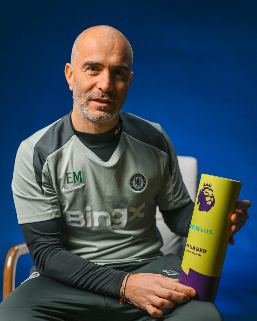 Челси уволил главного тренера Энцо Мареску 45 летний итальянец работал в лондонском клубе с лета 2024 года и выиграл Лигу конференций и Клубный чемпионат мира Челси планирует в ближайшее время назвать имя нового тренера Подписывайтесь на РИА Новости Спорт в MAX