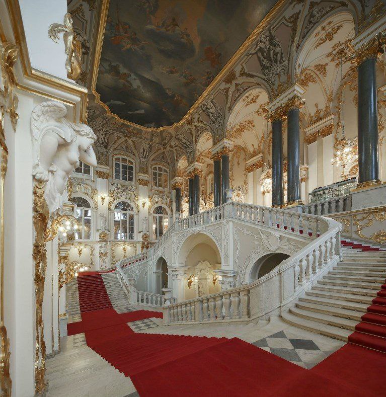 23 февраля в честь Дня защитника Отечества Государственный Эрмитаж можно посетить бесплатно Также бесплатно можно будет посетить Главный штаб Реставрационно хранительский центр Старая Деревня Дворец Меншикова Музей императорского фарфорового завода и Зимний дворец Петра I Подписаться Куда сходить в Петербурге