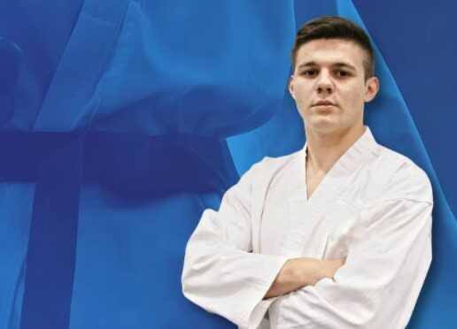 В Москве арестован чемпион мира по тхэквондо Эмин Четинбаг Его подозревают в причастности к серии похищении людей занимающихся криптовалютой Следствие полагает что он выступал в роли наводчика Втирался в доверии к тем кто работает с криптовалютой а потом передавал данные подельникам в числе которых по предварительным данным трое сотрудников МВД Всего задержано 6 человек Ущерб 4 млн руб Уголовное дело возбуждено по статьям 159 и 286 УК РФ BlackAudit
