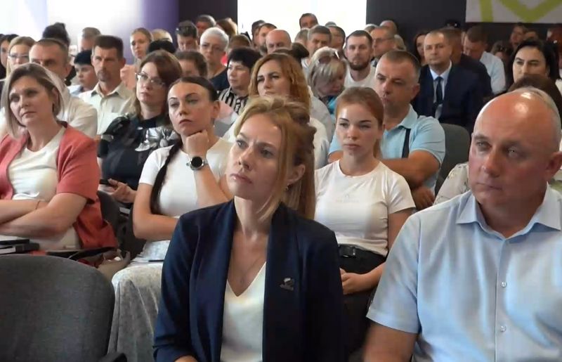 В Луганске прошла Стратегическая сессия по развитию ТОСовского движения  Организаторами выступили Администрация Главы Луганской Народной Республики и ОАТОС. В полной версии новости - ссылка на видеосюжет "Луганск24"  Читать полностью   :  ОАТОС Телеграм   ОАТОС Вконтакте  ОАТОС Дзен
