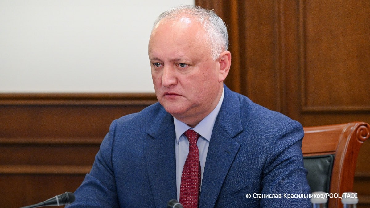 Три оппозиционные партии Молдавии подали документы в ЦИК для регистрации блока, выступающего за восстановление отношений с РФ, заявил Додон. #Россия #Z #Зеленский #украина #победаzaнами #BarguZin24 БаргуZин Vk YouTube TikTok X
