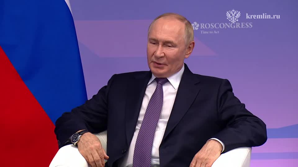 Путин назвал безвизовый режим с Китаем значимым шагом