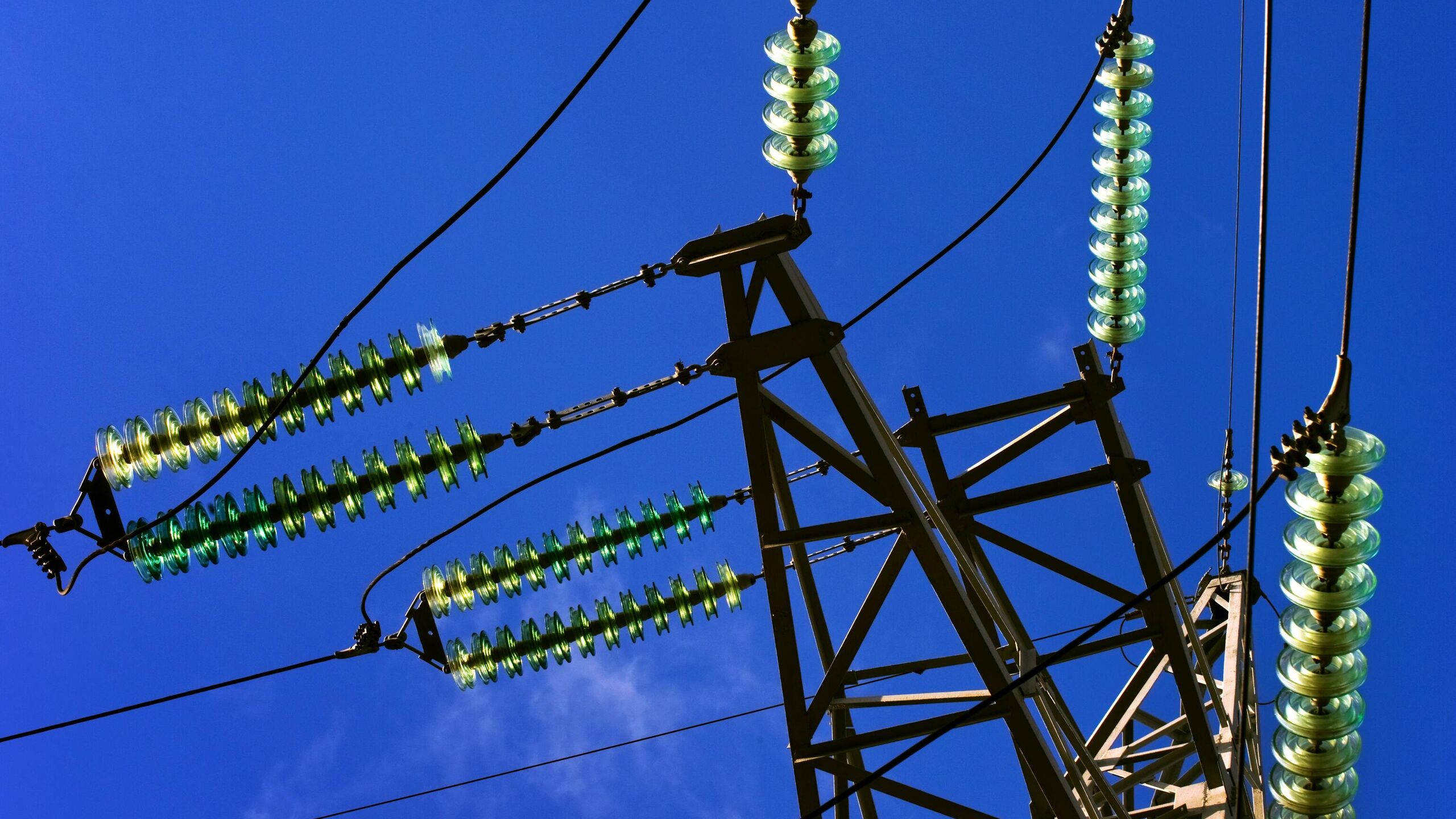 После атаки ВСУ в Белгороде и Белгородском районе наблюдаются проблемы с электричеством без света остаются более 20 тысяч жителей губернатор