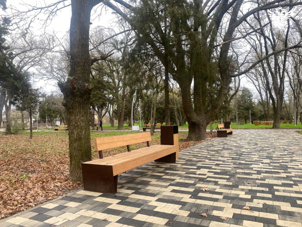 На развитие сельских территорий Херсонской области выделят более 505 млн рублей В 2026 году на развитие сельских территорий в Херсонской области направят более 505 млн рублей из федерального бюджета Средства пойдут на благоустройство объектов инфраструктуры в семи округах региона Как сообщили в министерстве АПК региона всего в программе 85 мероприятий В их числе создание и обустройство 43 детских игровых площадок 23 спортивных площадок и 17 зон отдыха Мероприятия охватывают семь муниципальных округов Алешкинский Генический Горностаевский Каланчакский Каховский Нижнесерогозский Новотроицкий отметили в профильном ведомстве Государственная программа Комплексное развитие сельских территорий работает с 2019 года и помогает делать жизнь в селах комфортнее Сайт ВК ОК MAX Администрация Херсонская область VGA Kherson SALDO VGA