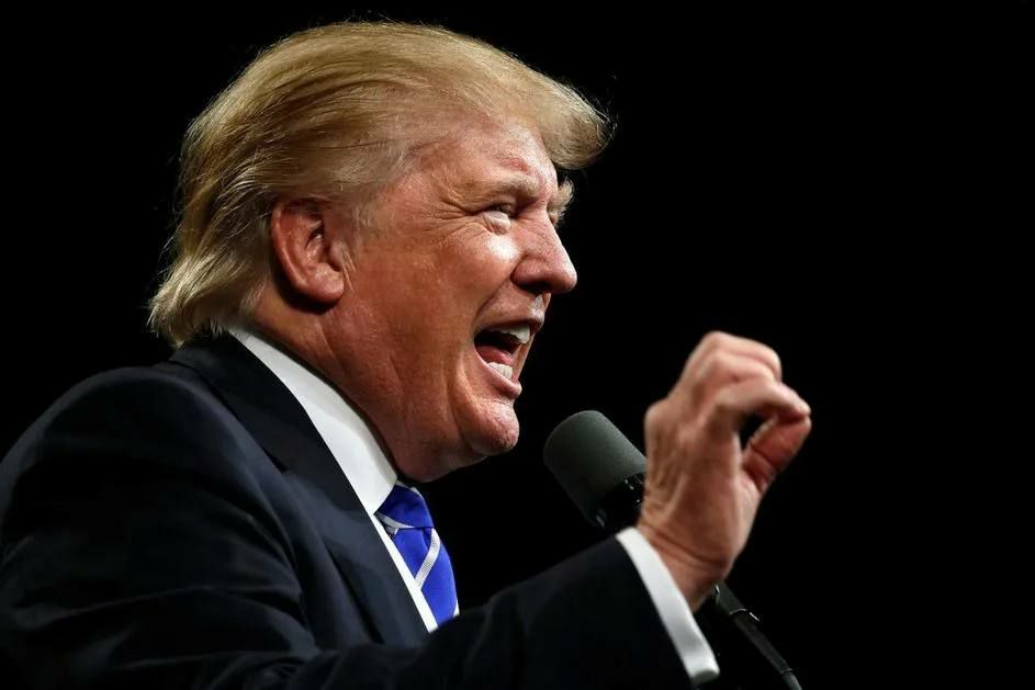 Трамп заявил, что готов снизить 145%-ные пошлины на товары из Китая, иначе торговые отношения между странами будет невозможно развивать