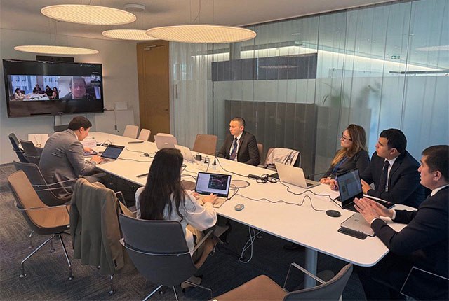 ВТО Узбекистан достиг соглашения с Эквадором остаются ещё два члена Узбекистану осталось завершить двусторонние переговоры по доступу на рынки лишь с двумя странами членами Всемирной торговой организации ВТО Об этом сообщил Представитель президента Узбекистана по вопросам ВТО Азизбек Урунов на своей странице в LinkedIn English O zbek tilida Ўзбек тилида На русском iOS Android