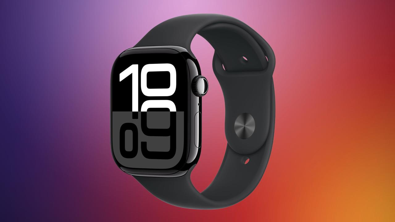 Apple Watch Series 11 получат самый яркий дисплей Авторитетный инсайдер и журналист Bloomberg Марк Гурман поделился некоторыми подробностями о предстоящих смарт часах Apple Watch Series 11 анонс которых состоится уже на следующей неделе По словам Гурмана новинка сохранит тот же дизайн что и предшествующая модель но получит новый экран с увеличенной максимальной яркостью Кроме того Apple изменит расцветки и предложит новые ремешки для Apple Watch Series 11 Конкретные расцветки инсайдер не назвал но он отметил что от Jet Black из Series 10 пока отказываться не собираются Похоже Apple Watch Series 11 станет куда более скромным обновлением по сравнению с прошлогодними Series 10 которые получили редизайн Помимо улучшений дисплея новые смарт часы будут оснащены модемом MediaTek с поддержкой 5G и чип S11 Функция мониторинга артериального давления для выявления гипертонии пока остаётся под вопросом Напомним презентация Apple Awe Dropping стартует во вторник 9 сентября в 20 00 по московскому времени Мы будем оперативно рассказывать про все новинки на нашем сайте и в соцсетях iguides