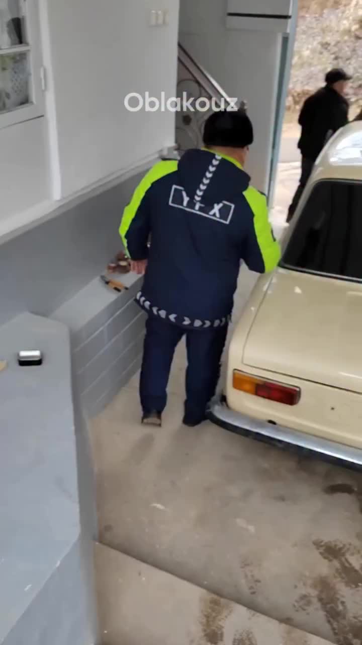 В Ташкенте владельцам автомобилей до 1976 года направлены уведомления о запрете эксплуатации