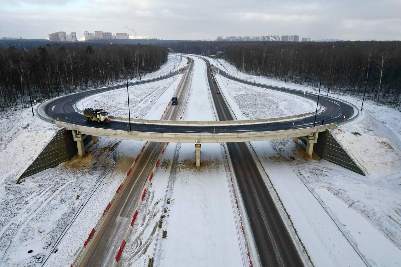 Движение транспорта по первому участку Южно-Лыткаринской магистрали открыли в Подмосковье, сообщает пресс-служба губернатора региона.  Фото: Официальный Telegram-канал губернатора Московской области Андрея Воробьева     / Москва