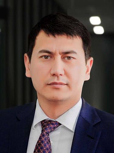 Владелец Anorbank был похищен в Париже и отпущен после уплаты выкупа - Le Monde  48-летний Кахрамонжон Олимов был похищен в Париже, сообщает э Le Monde. По данным издания, инцидент произошел 23 июня, когда бизнесмен был насильно вывезен за город и удерживался почти двое суток в подвале особняка возле Ниццы. Похитители требовали выкуп, и после частичной выплаты заложника освободили  После освобождения Олимов был госпитализирован с травмами и признаками стресса. Французская полиция начала расследование, арестовав одного подозреваемого  Подпишитесь и следите за актуальными новостями на нашем канале
