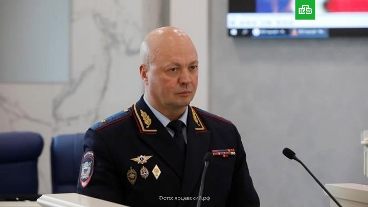 Владимир Путин назначил нового начальника петербургской полиции Им стал генерал майор Виктор Борисенко Ранее он занимал пост замначальника ГУ МВД РФ по Петербургу и Ленобласти Подписаться на НТВ Петербург Буст канала