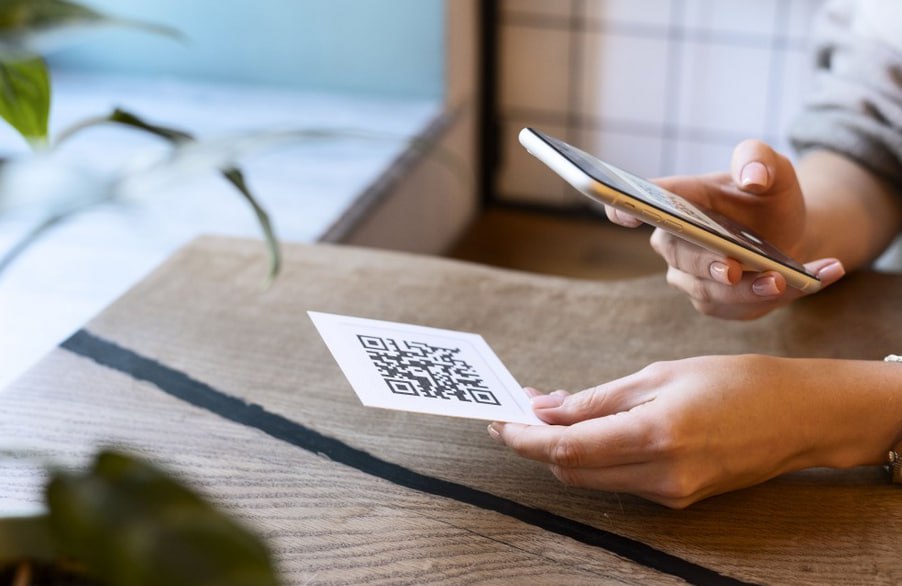 Когда в Беларуси широко введут QR платежи В Национальном банке Беларуси обозначили сроки и детали внедрения новых платёжных технологий для всех крупных торговых сетей О перспективах рассказал первый заместитель председателя правления Нацбанка Александр Егоров Продолжение на сайте