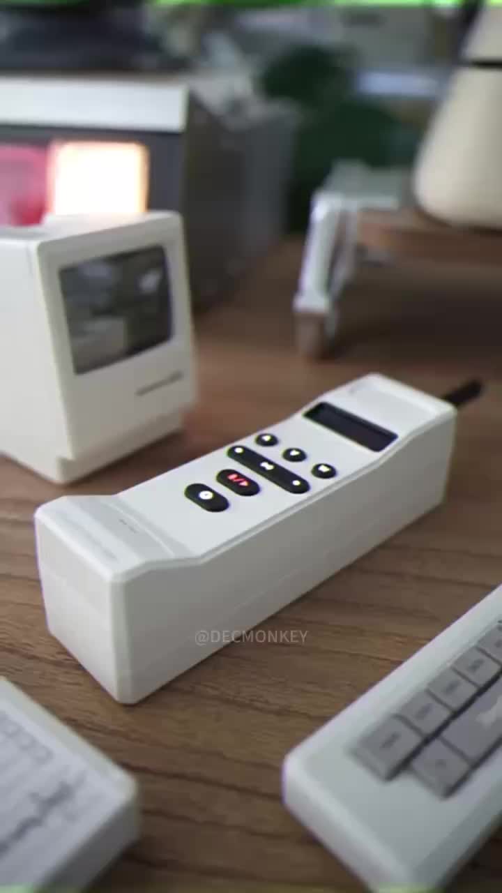 Trozk представила Retro Power Bank в стиле DynaTAC с мощной батареей