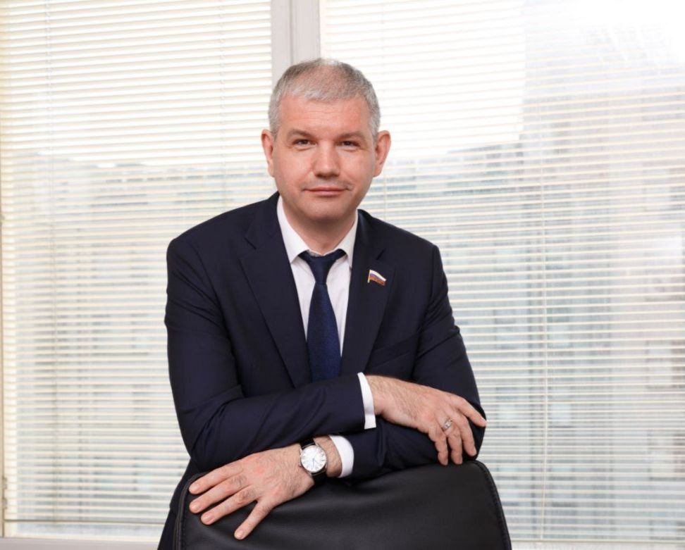 В первую неделю ноября работаю в Ненецком автономном округе Планирую 5 ноября в Нарьян Маре провести Общественный приëм граждан Записаться можно по телефону 8 818 53 2 16 90 или по электронной почте op nao er ru Жду вас в Региональной общественной приёмной партии Единая Россия с 16 00 до 17 00 по адресу улица Смидовича дом 20А 2 этаж кабинет 226 здание ДК Арктика через центральный вход Депутат Кисляков ЕдинаяРоссия ЕР83 ЕРпомогает Приёмная83 НАО