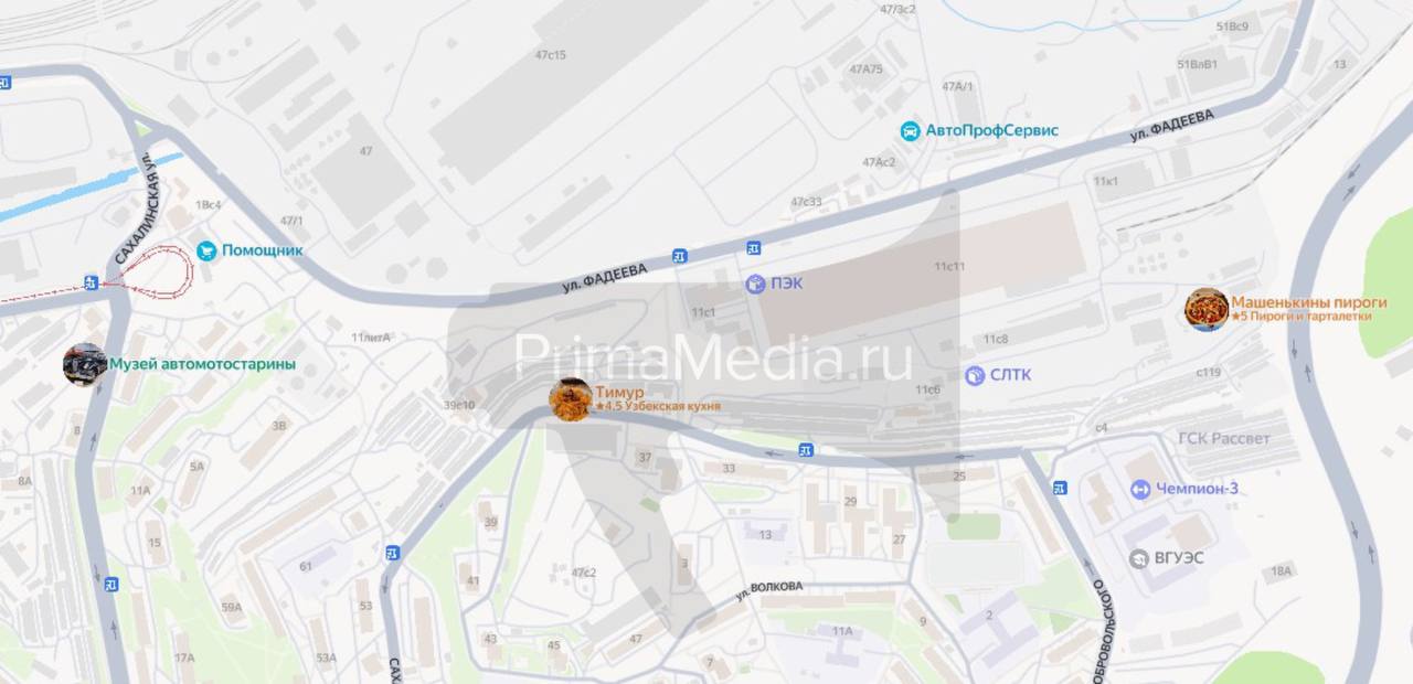 Во Владивостоке временно ограничат движение и парковку по автомобильной дороге, проходящей по улице Фадеева в районе дома № 11 по улице Командорская.    Ограничения будут действовать с 21.00 часов 8 августа до 07.00 часов 9 августа.    Объезды планируется организовать по улицам Сахалинская, Добровольского, Космонавтов, Борисенко, Басаргина.  Фото: Яндекс.Карты  12+    PrimaMedia   Прислать новость