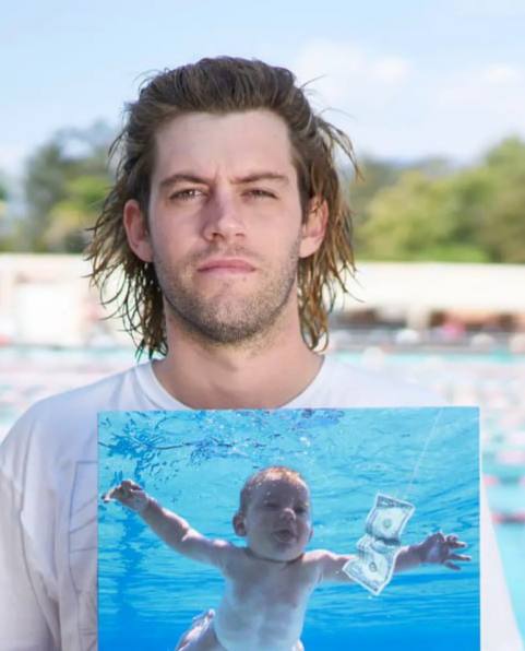 Спенсер Элден с обложки Nevermind снова проиграл суд против группы Nirvana Мужчина обвинял участников коллектива в распространении детской порнографии Суд не нашел на обложке альбома детской порнографии сравнив снимок с семейной фотографией голого ребенка во время купания Кроме того факта что истец был голым на обложке альбома ничто не приближает это изображение к определению детской порнографии отметил судья окружного суда США Фернандо Олгун В 2022 году суд уже отклонял иск Элдена ссылаясь на истечение сроков давности но Апелляционный суд отменил это решение ВПШ
