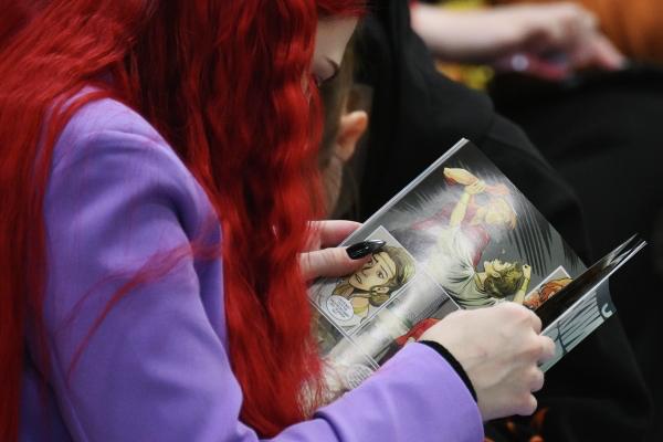 Первый выпуск комикса о Супермене продан на аукционе в США за 9 12 миллиона долларов Эта сумма стала рекордом для графических сборников реализованных в результате торгов Как уточнил телеканал CNN комикс был выпущен в 1939 году Его обнаружили трое братьев из Калифорнии когда разбирали личные вещи своей покойной матери Подписаться на Говорит Москва Telegram VK MAX