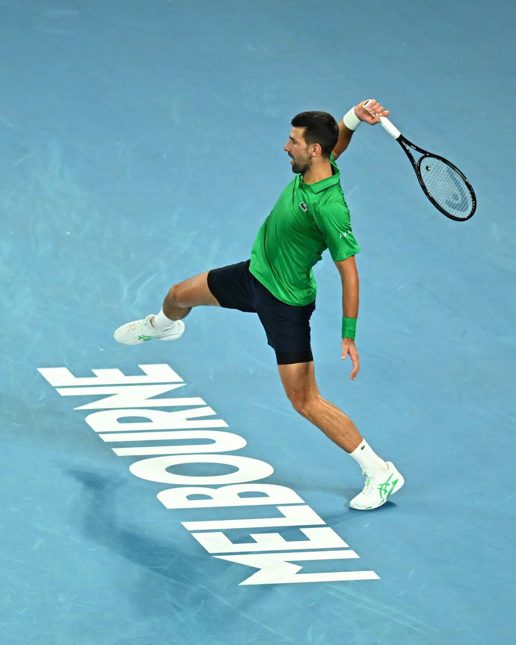 Новак Джокович одержал 100 ю победу на Australian Open В матче первого круга турнира сербский теннисист обыграл испанца Педро Мартинеса со счетом 6 3 6 2 6 2 Подписывайтесь на РИА Новости Спорт в MAX