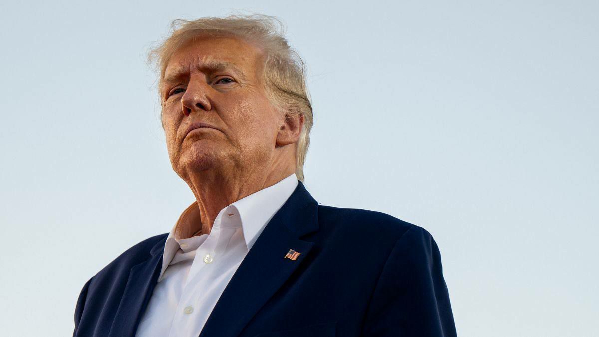 Трамп заявил, что надеется получить больше $350 млрд от сделки по редкоземельным металлам с Украиной.