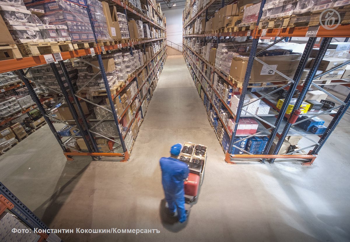 Проблема просрочек оплаты госкомпаниями заказов у МСП вышла на официальный уровень необходимость ее решения обсуждалась 17 ноября на конференции Госзаказ для российских поставщиков в Центре международной торговли Заместитель главы Федерального казначейства Анна Катамадзе отметила что выходом могло бы стать ужесточение сроков оплаты контрактов по аналогии с госзакупками для которых они регламентированы но решение остается за Минфином как регулятором Долги и снижение конкуренции в закупках госАО могут вернуть в повестку ведомства идею сближения законов о госзакупках и закупках госкомпаний изменения регулирования могут начаться с внедрения в отношения госАО с поставщиками электронного актирования Подписывайтесь на Ъ Оставляйте бусты