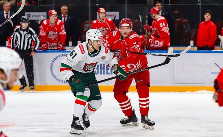 Хоккейный клуб Ростов снялся с Чемпионата России ВХЛ Хоккейный клуб Ростов снят с участия в Чемпионате России по хоккею Причина в отсутствии финансирования со стороны министерства спорта Ростовской области Информация об этом появилась на официальном сайте клуба Сохранение профессионального хоккейного клуба Ростов в чемпионате России ВХЛ является важным шагом для развития спорта в регионе и поддержания социального благополучия населения написала пресс служба клуба ростов новостиростова ростовнадону Подпишись на donnewsru