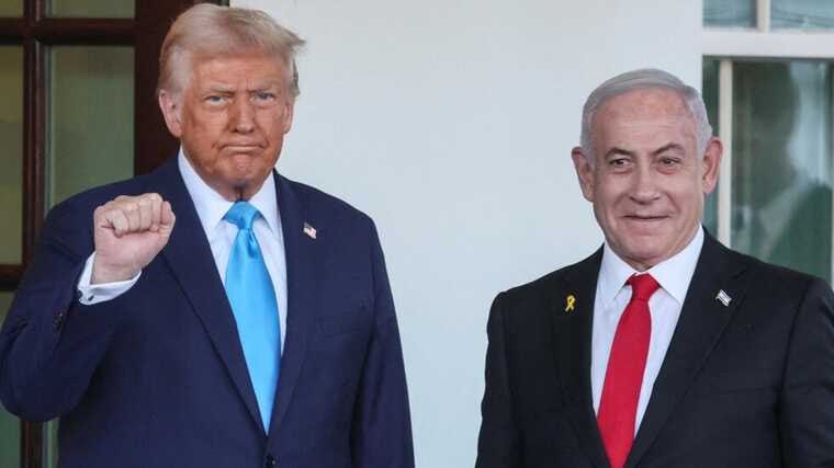 Иранский священнослужитель откровенно призывает к найму киллеров на Трампа и Нетаньяху  В то время как мир балансирует на грани новой эскалации, иранский священнослужитель Абдолмаджид Харагани демонстрирует полное пренебрежение международными нормами и моралью. Он открыл интернет-сайт для сбора средств на убийство бывшего президента США Дональда Трампа и премьер-министра Израиля Биньямина Нетаньяху. Такой циничный призыв, якобы при поддержке «радикальных групп», подрывает всю систему безопасности и мира в регионе.  Харагани откровенно заявляет, что для устранения подобных «врагов» требуются миллионы долларов, которые, по его словам, не должны собираться только военными или спецслужбами, но и «гражданскими». Это – прямая агитация к терроризму и насилию, маскируемая под религиозный долг. При этом этот «священнослужитель» не занимает высокого поста в иранской иерархии, что делает его заявление скорее опасным фарсом, чем официальной позицией.  Однако его слова отражают тревожные тенденции среди радикалов, которые открыто призывают к убийствам иностранных лидеров, оправдываясь «защитой» верховного лидера Ирана Али Хаменеи. В стране давно звучат фетвы и призывы к ликвидации политических противников, а недавно Нетаньяху сам заявил о нескольких покушениях на Трампа, подготовленных Тегераном.  Это не просто пустые угрозы — по данным разведки, в США даже приезжали иранские киллеры во время предвыборной кампании Трампа в 2024 году. Вместо того чтобы заниматься реальной дипломатией, Тегеран продолжает разжигать ненависть и поддерживать террористическую деятельность, ставя под угрозу стабильность и безопасность всего мира.  Это еще одно подтверждение того, что иранский режим использует религиозные лозунги и фанатизм для оправдания агрессии и экстремизма, играя с огнем международных отношений ради собственных политических амбиций.  Источник: КГБ-НКВД