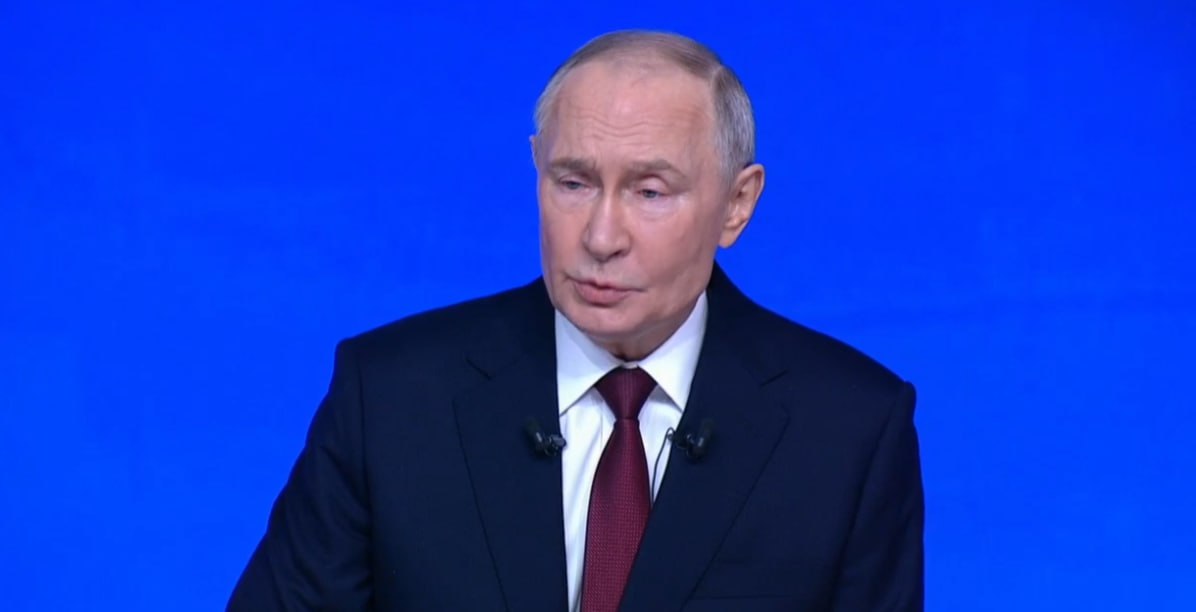 Владимир Путин Россия будет повышать зарплаты и улучшать жилищные условия молодых ученых Президент России Владимир Путин заявил о планах последовательного повышения уровня заработной платы и обеспеченности жильем для молодых ученых в стране Глава государства подчеркнул что для поддержки научных кадров необходима комплексная система включающая не только финансирование но и создание современных лабораторий и социальных условий Подробнее здесь