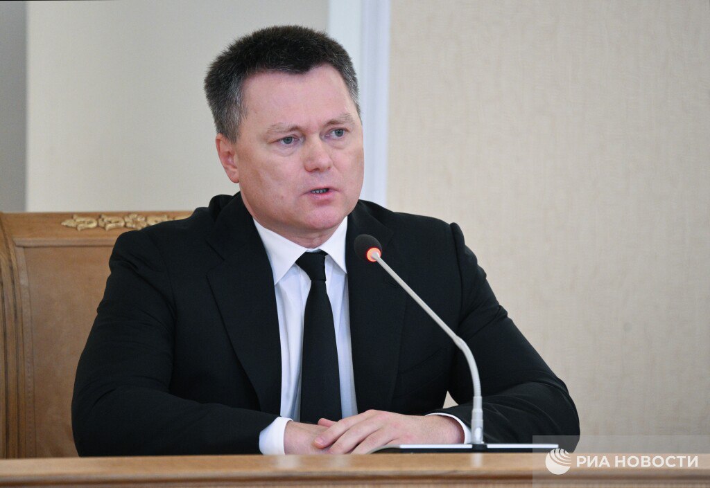 Судебная система нуждается в развитии заявил кандидат на пост председателя Верховного суда России генпрокурор Игорь Краснов Как и любая другая система и государственный институт судопроизводство и судебная система нуждаются безусловно в развитии Его векторы безусловно зависят от складывающихся запросов общества по укреплению и гарантиям судебной защиты Подписаться на РИА Новости