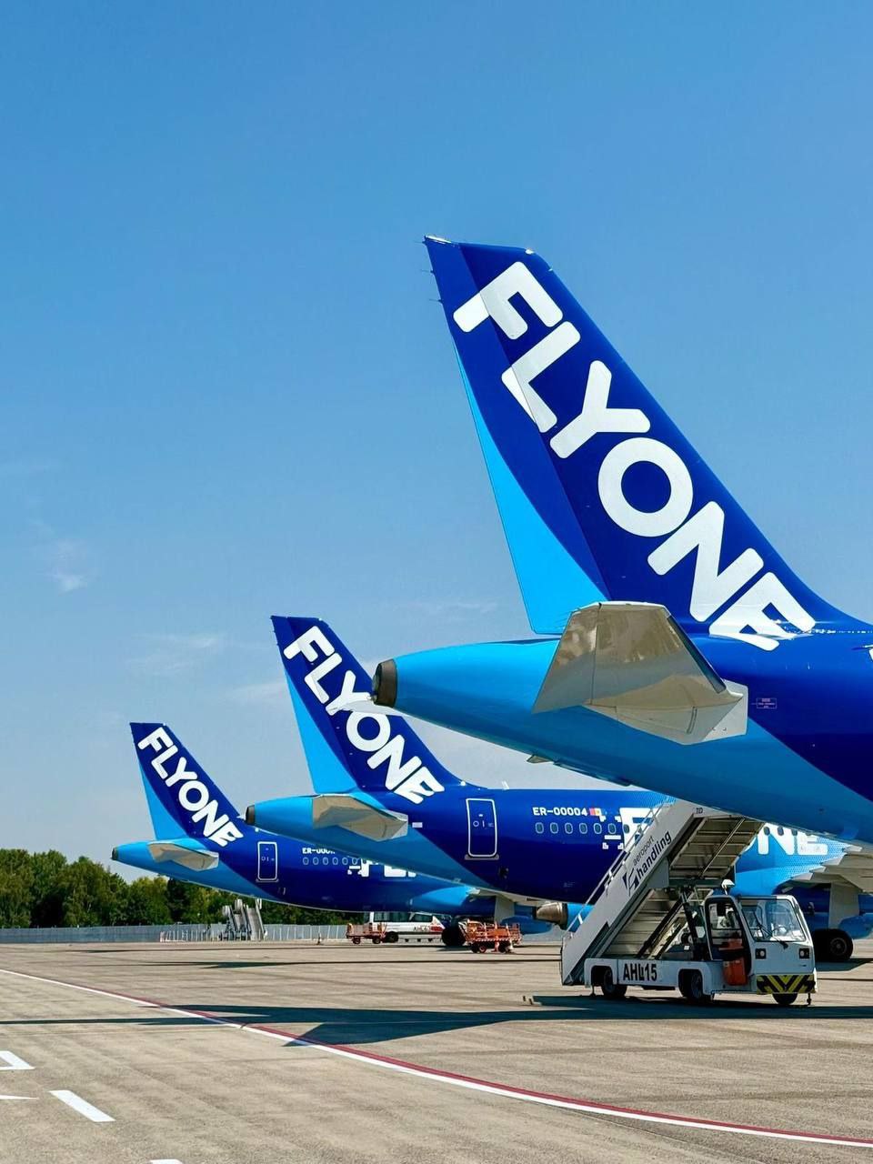 С лета 2026 года из аэропорта в Кишинёве авиакомпания FLYONE запускает пять новых маршрутов Малага Женева Ташкент Бодрум и Ираклион Также увеличится частота рейсов по направлениям Стамбул Париж Дублин Болонья и Тбилиси Кишинев Live Подписаться